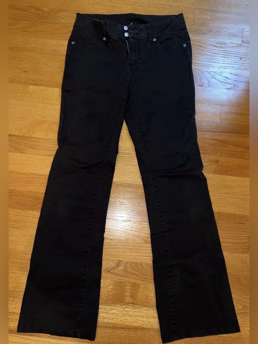 London Jean Women’s Black Flare Leg Denim Jean Size 4